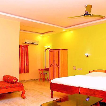 Hotel Sindhu Towers Vellore Exterior foto